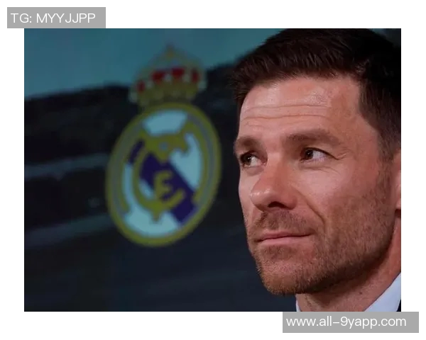 小法谈教练不公阿隆索称赞帕斯表现引发热议 小法谈教练不公阿隆索称赞帕斯表现引发热议