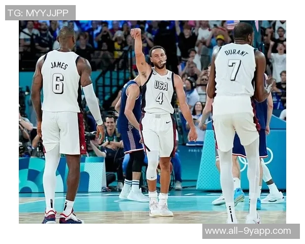 杜兰特苦战上半场表现抢眼砍下全队最高15分助力球队奋战 杜兰特苦战上半场表现抢眼砍下全队最高15分助力球队奋战