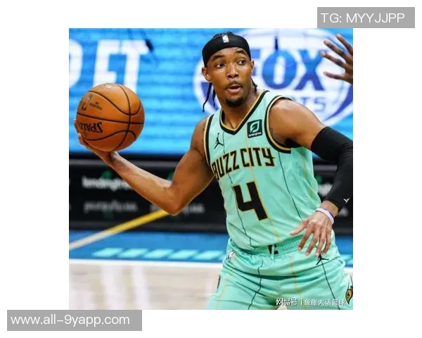 马克西半场表现惊艳13投8中砍下20分并送出4助攻正负值高达18