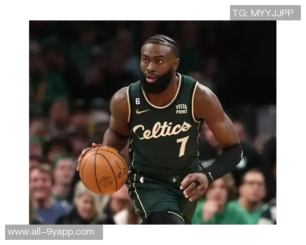 杰伦布朗强调球队特质努力与防守赢得球迷尊重